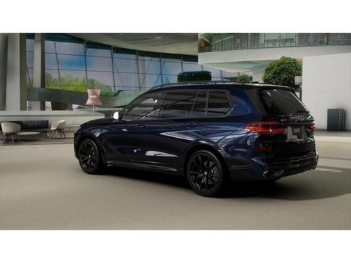 Carbon Black Metallic 2027 BMW X7 xDrive40i