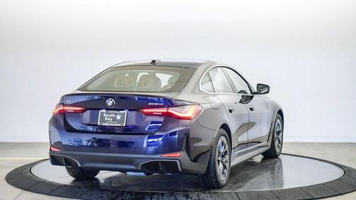 Tanzanite Blue II Metallic 2026 BMW i4 Gran Coupe xDrive40