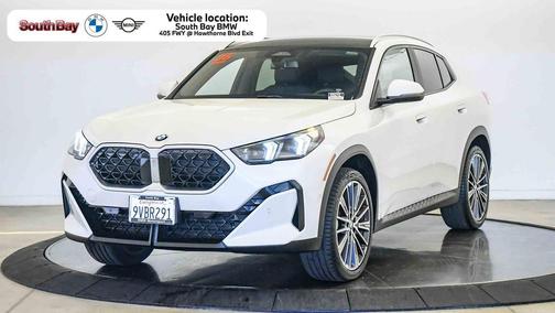 Mineral White Metallic 2026 BMW X2 xDrive28i