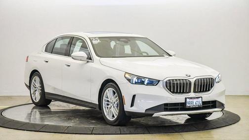 2025 BMW 530 i