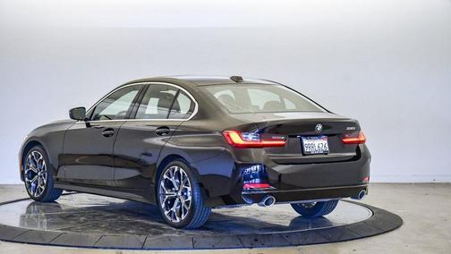 2025 BMW 330 330i