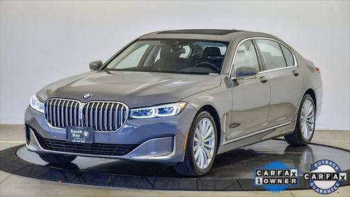 2022 BMW 740 i