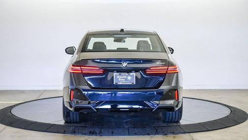 Black Sapphire Metallic 2026 BMW 530 530i