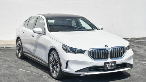 2025 BMW i5 xDrive40