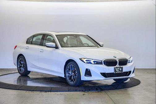 2026 BMW 330 xDrive NA