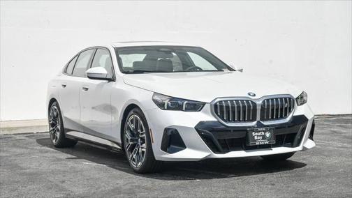 2025 BMW i5 eDrive40