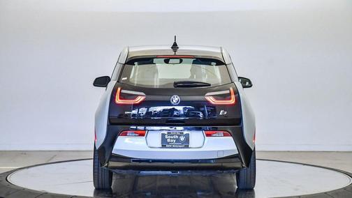 2015 BMW i3 Base w/Range Extender