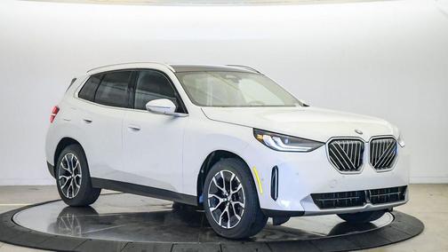 Mineral White Metallic 2026 BMW X3 30 xDrive