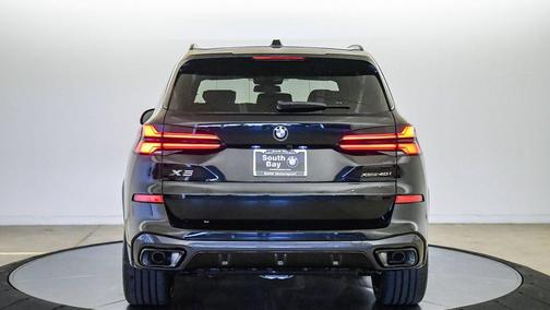 Black Sapphire Metallic 2026 BMW X5 xDrive40i