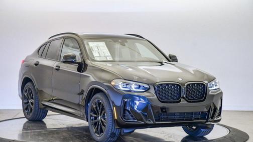 2025 BMW X4 xDrive30i