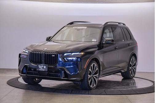 2024 BMW X7 M60i