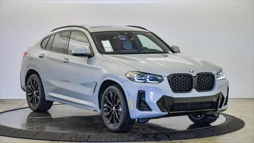 2025 BMW X4 xDrive30i