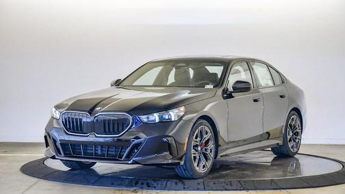 Carbon Black Metallic 2026 BMW 530 530i