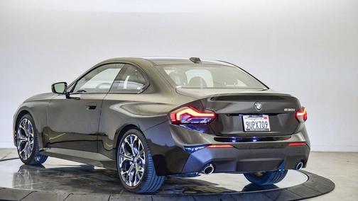 2025 BMW 230 230i