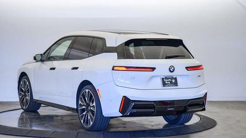 2026 BMW iX xDrive60