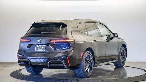 2026 BMW iX xDrive45