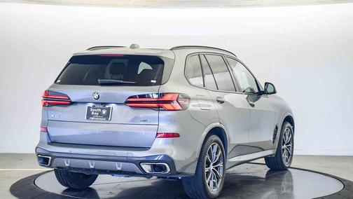 Gray Metallic 2026 BMW X5 sDrive40i