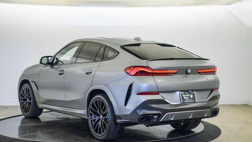 Frozen Pure Gre 2027 BMW X6 M60i