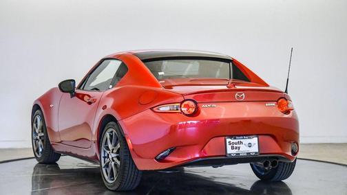 Soul Red Metallic 2017 Mazda MX-5 Miata RF Grand Touring