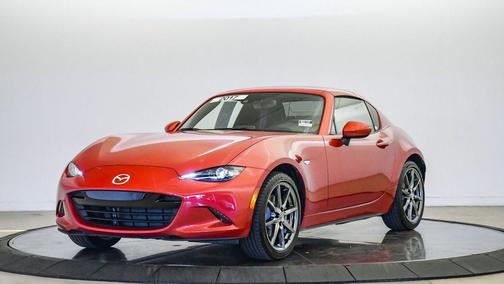 Soul Red Metallic 2017 Mazda MX-5 Miata RF Grand Touring