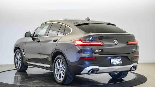 Dark Graphite Metallic 2023 BMW X4 xDrive30i