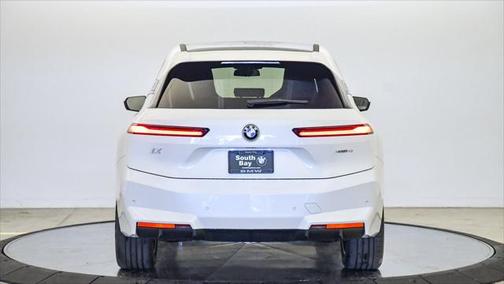2026 BMW iX xDrive45
