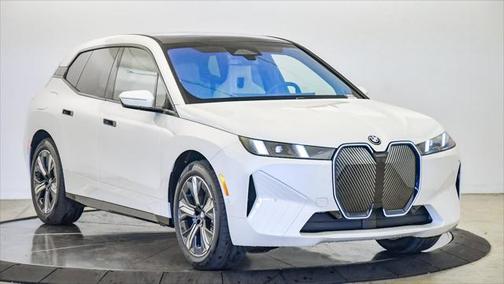 2026 BMW iX xDrive45