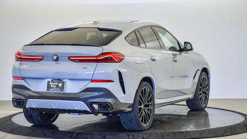 2026 BMW X6 xDrive40i