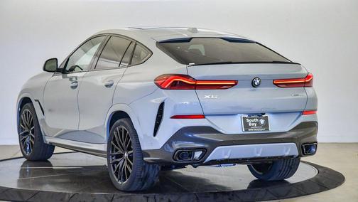 2026 BMW X6 xDrive40i