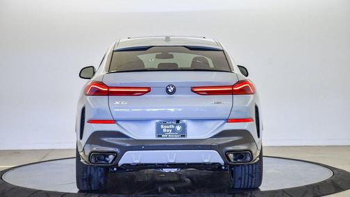 2026 BMW X6 xDrive40i