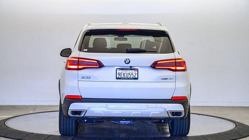 2023 BMW X5 sDrive40i