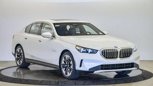 2026 BMW 530 i