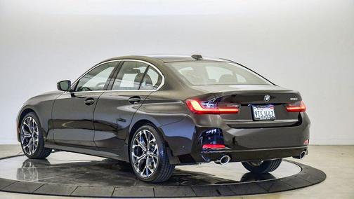 2025 BMW 330 330i
