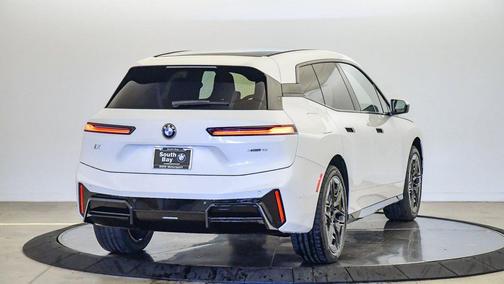 2026 BMW iX xDrive45