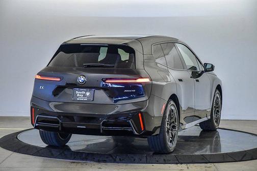 2026 BMW iX xDrive45
