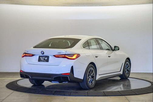 2026 BMW i4 Gran Coupe xDrive40