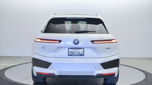 2025 BMW iX xDrive50