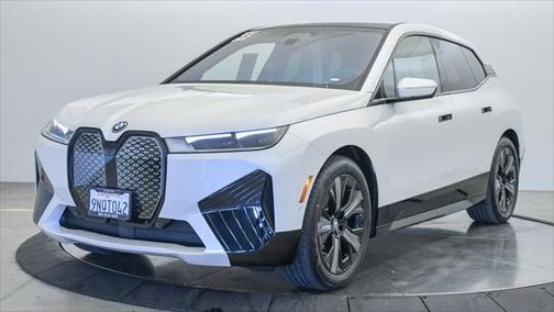 2025 BMW iX xDrive50