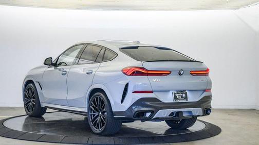 Brooklyn Grey Metallic 2024 BMW X6 xDrive40i