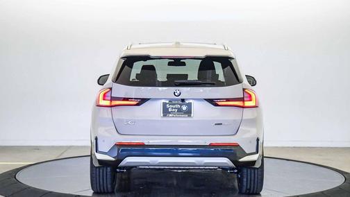 Dune Grey Metallic 2026 BMW X1 xDrive28i