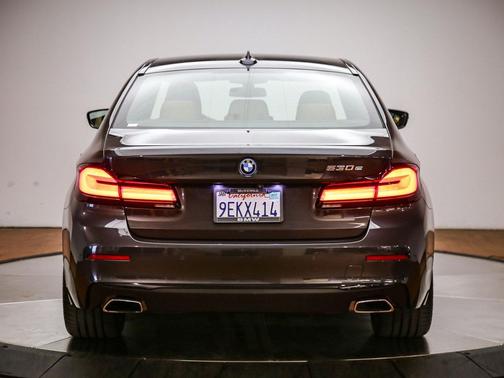 Dark Graphite Metallic 2023 BMW 530e Base