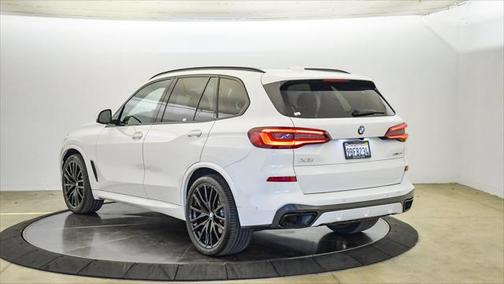 2022 BMW X5 sDrive40i