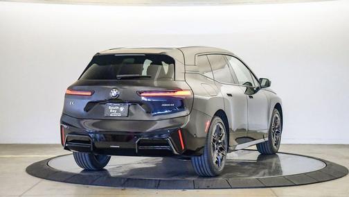 2026 BMW iX xDrive45