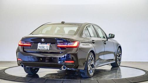 2025 BMW 330 330i