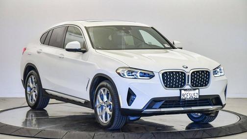 2022 BMW X4 xDrive30i