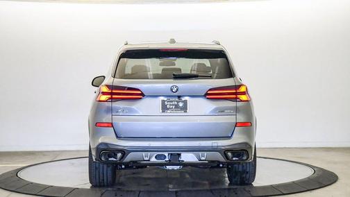 Skyscraper Grey Metallic 2026 BMW X5 PHEV xDrive50e