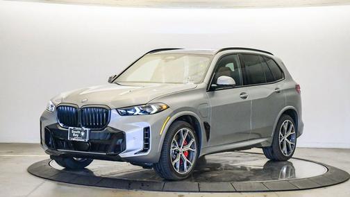 Skyscraper Grey Metallic 2026 BMW X5 PHEV xDrive50e