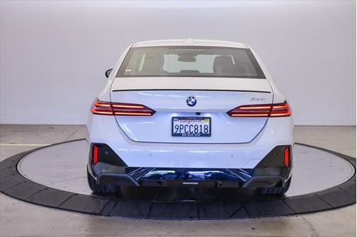 2025 BMW 530 i