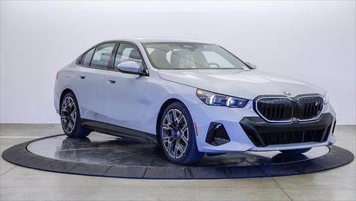 2025 BMW i5 eDrive40