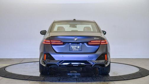 2026 BMW 530 i